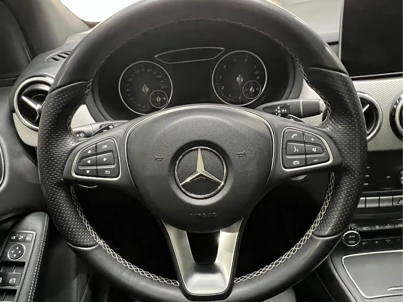 MERCEDES-BENZ CLASS B