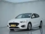 Фото 1 - Ford Focus