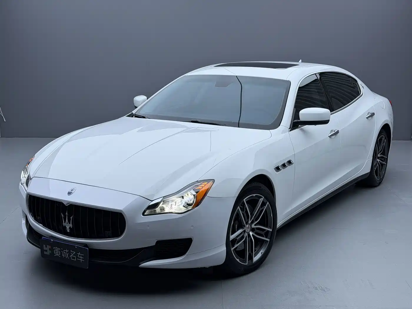 Maserati Quattroporte 2014 2013 3.0T Standard