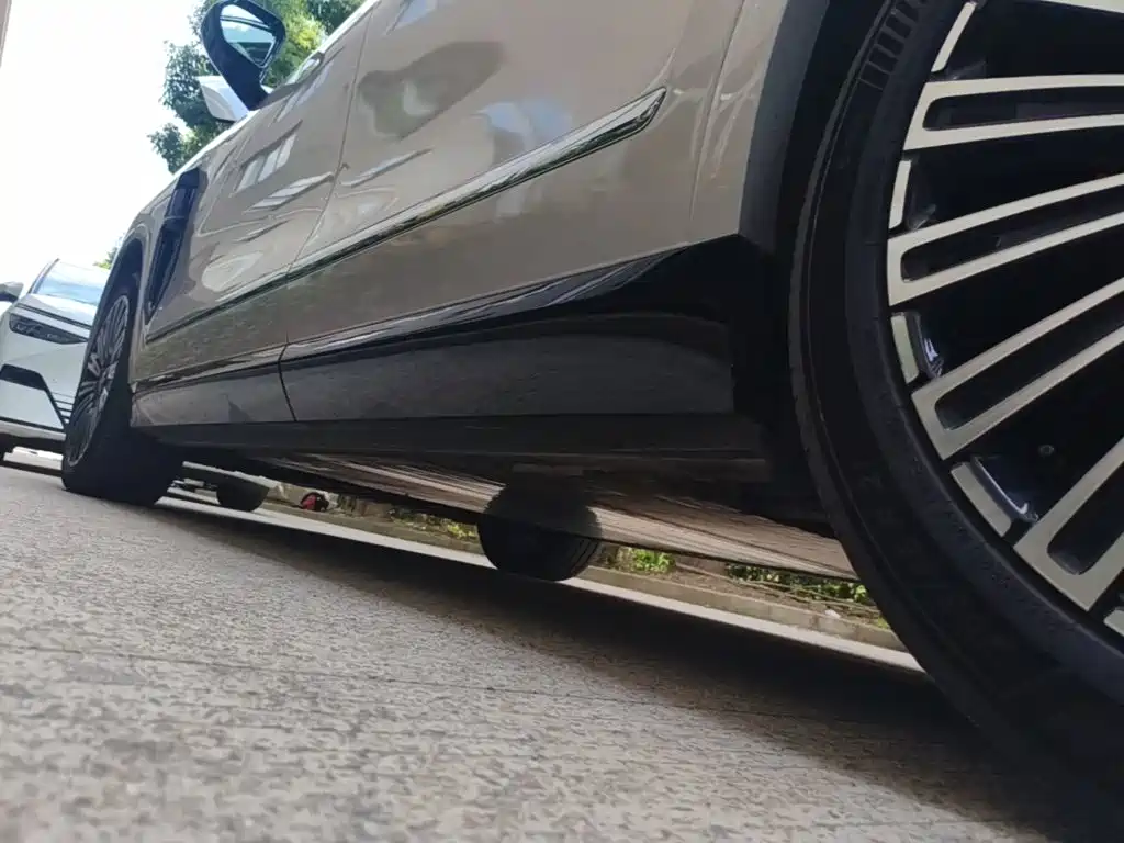NIO ES8 2025 2025 Model 6-Seat Executive Luxury Edition