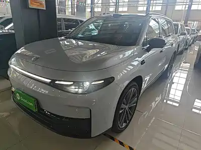 Leapmotor C16