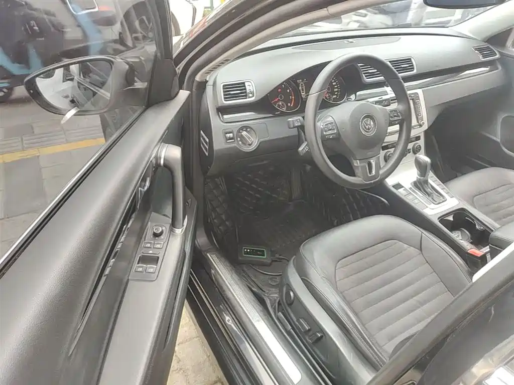 Volkswagen Magotan 2015 1.8TSI Luxury фото 16