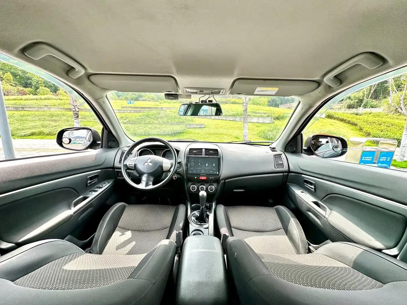 Mitsubishi ASX 2013 2.0L Manual 2WD Comfort фото 38