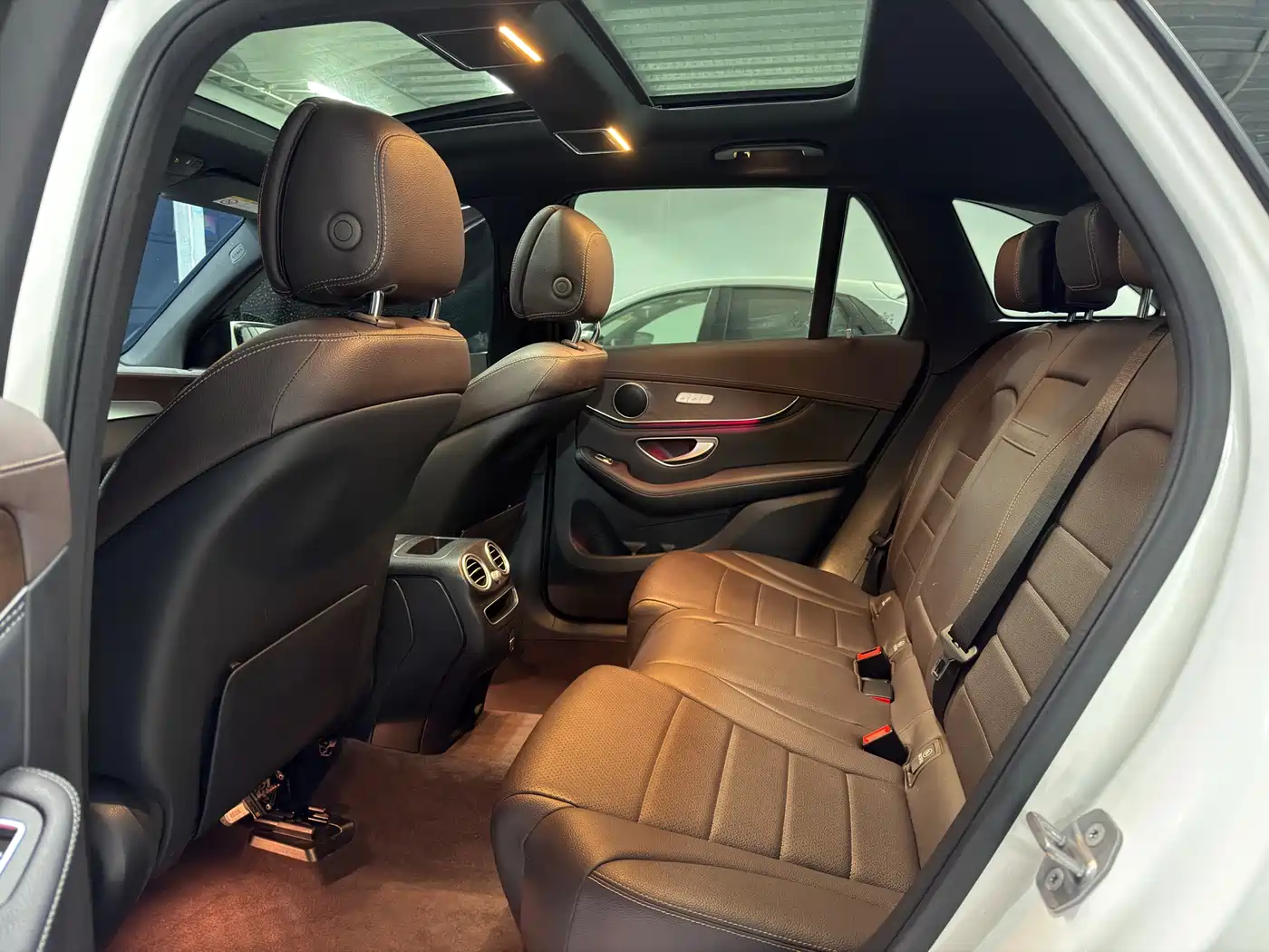 Mercedes-Benz GLC 2020 Facelift GLC 260 L 4MATIC Luxury фото 8