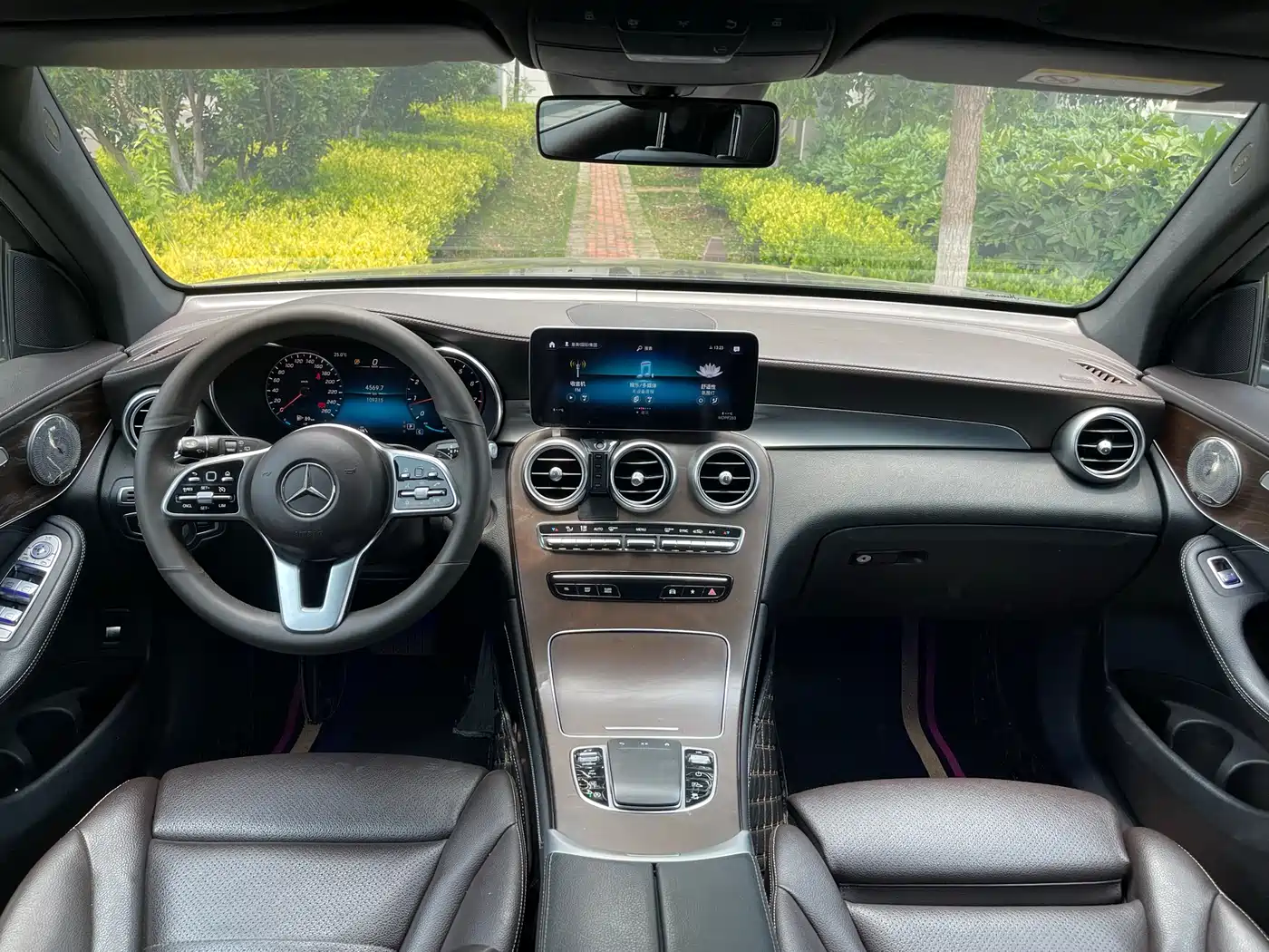 Mercedes-Benz GLC 2020 GLC 300 L 4MATIC Dynamic фото 10