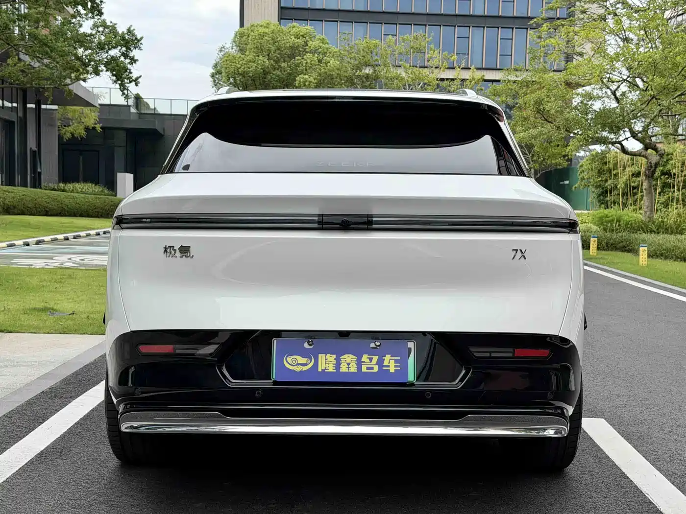 ZEEKR 7X 2025 2025 Model 75kWh RWD Smart Driving Edition