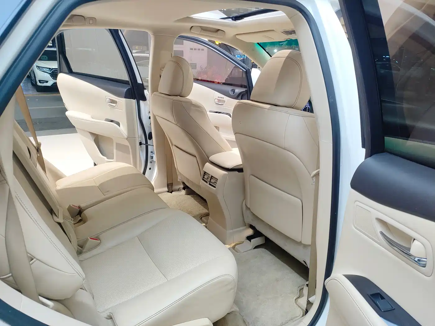 Lexus RX Classic 2012 270 Elegance фото 12