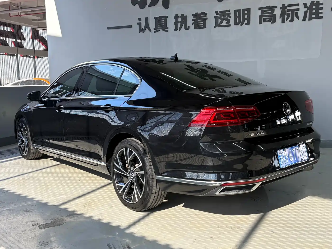 Volkswagen Magotan 2020 330TSI DSG Luxury фото 12