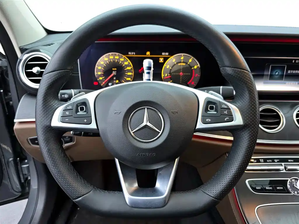 Mercedes-Benz E-Class 2018 Facelift E 200 L Sport фото 8
