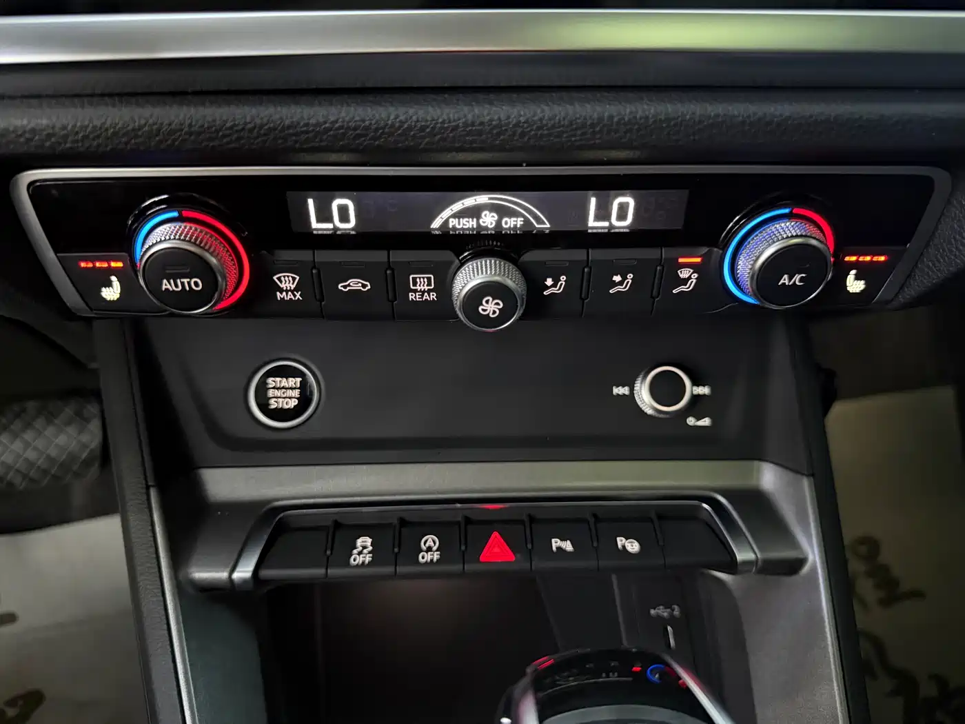 Audi Q3 2023 35 TFSI Fashion Dynamic (1.4T) фото 18