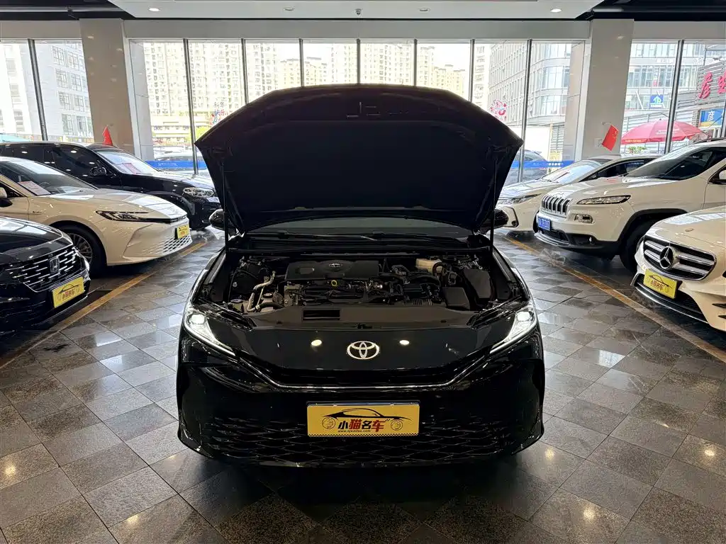 Toyota Camry 2025 2024 Hybrid 2.0HGVP Luxury Edition