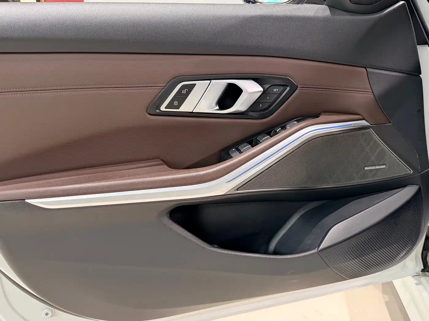 BMW i3 2024 eDrive 35 L фото 14