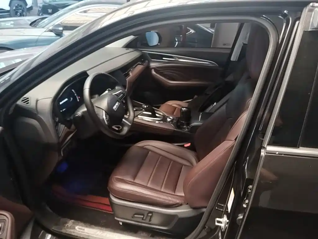 Photo 15 - Haval F7