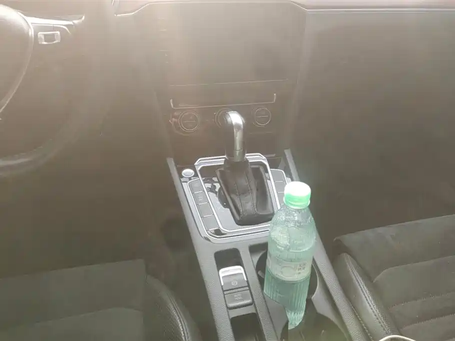 Volkswagen Magotan 2019 380TSI DSG Premium China V фото 16