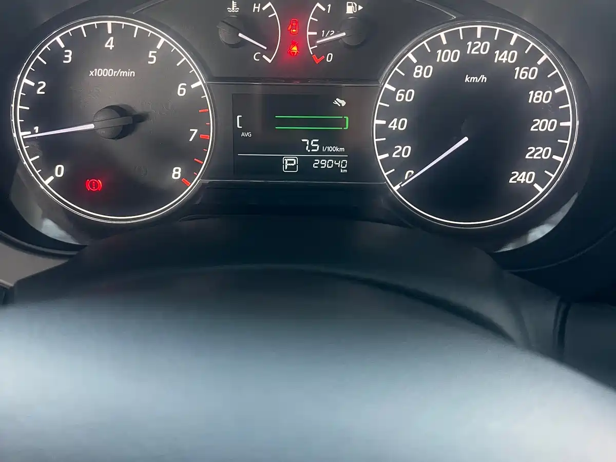 Nissan Tiida, миниатюра 11