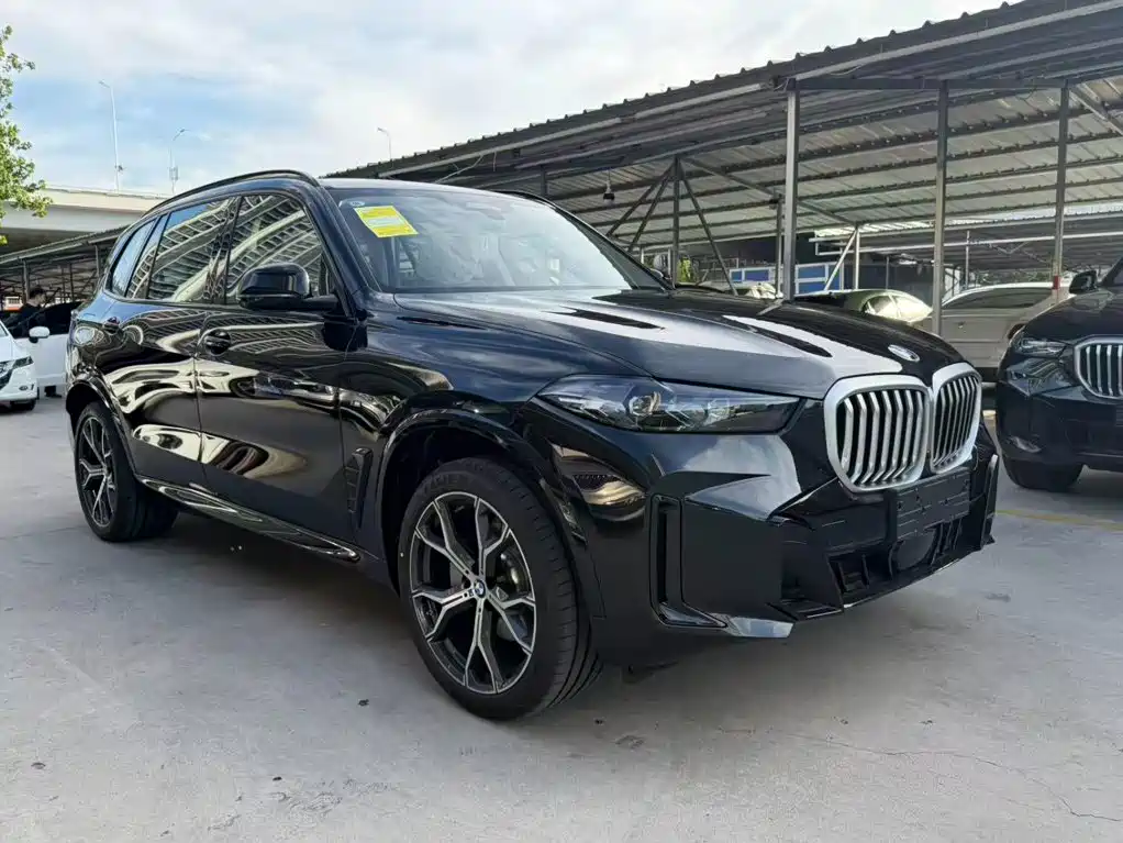 BMW X5 2026 2026 Facelift xDrive 30Li Exclusive M Sport Shadowline Package