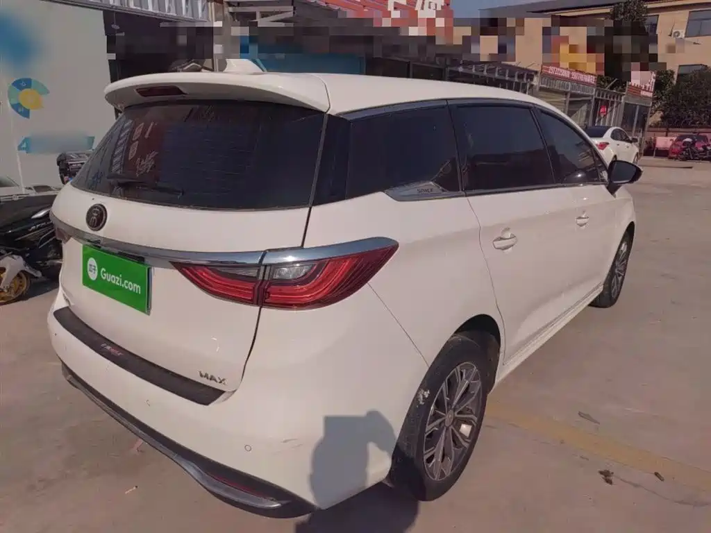 BYD Song MAX 2019 1.5T Auto Smart Connect Dynamic 7-seater China VI фото 6