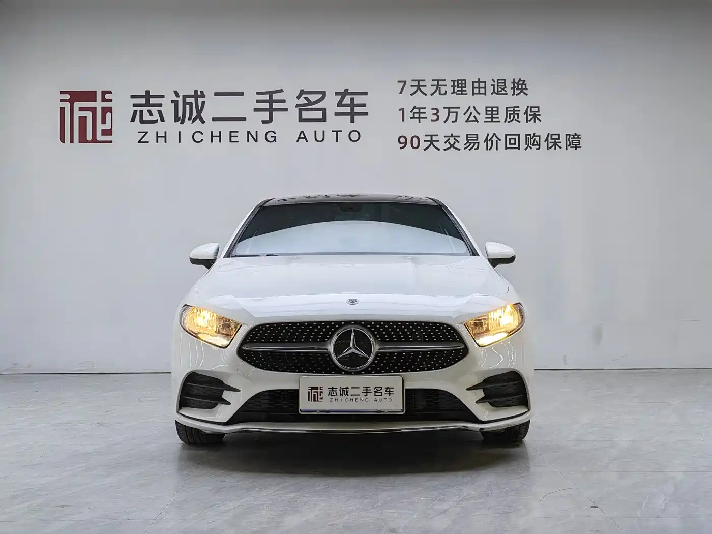 Mercedes-Benz A-Class 2019 A 180 L Sport Sedan фото 2