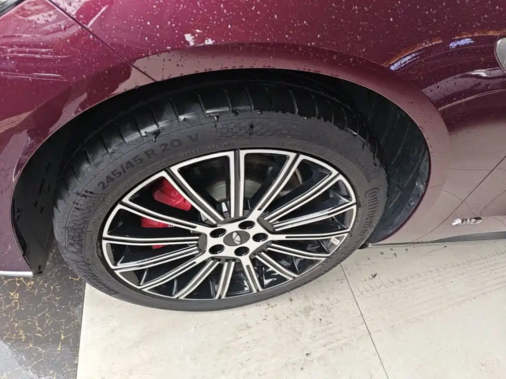 Chery Fengyun Fengyun A9L 2025 2025 Model 4WD High-performance Summit Edition