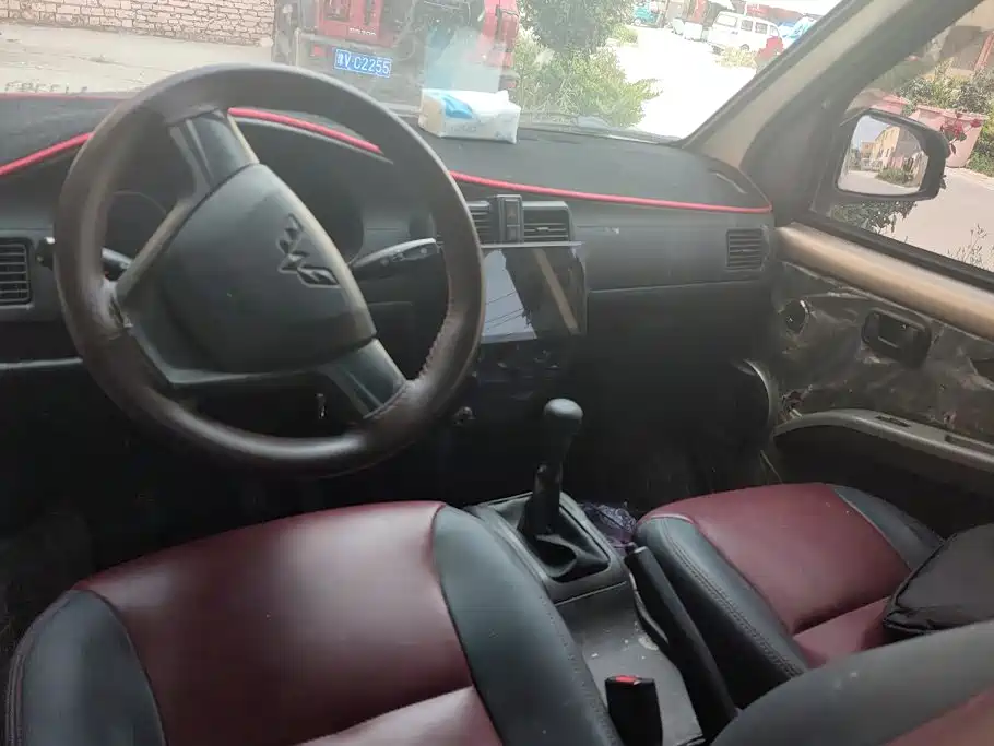 Wuling Motors Wuling Rongguang 2023 2021 1.5L Extended Standard Power Assisted L3C