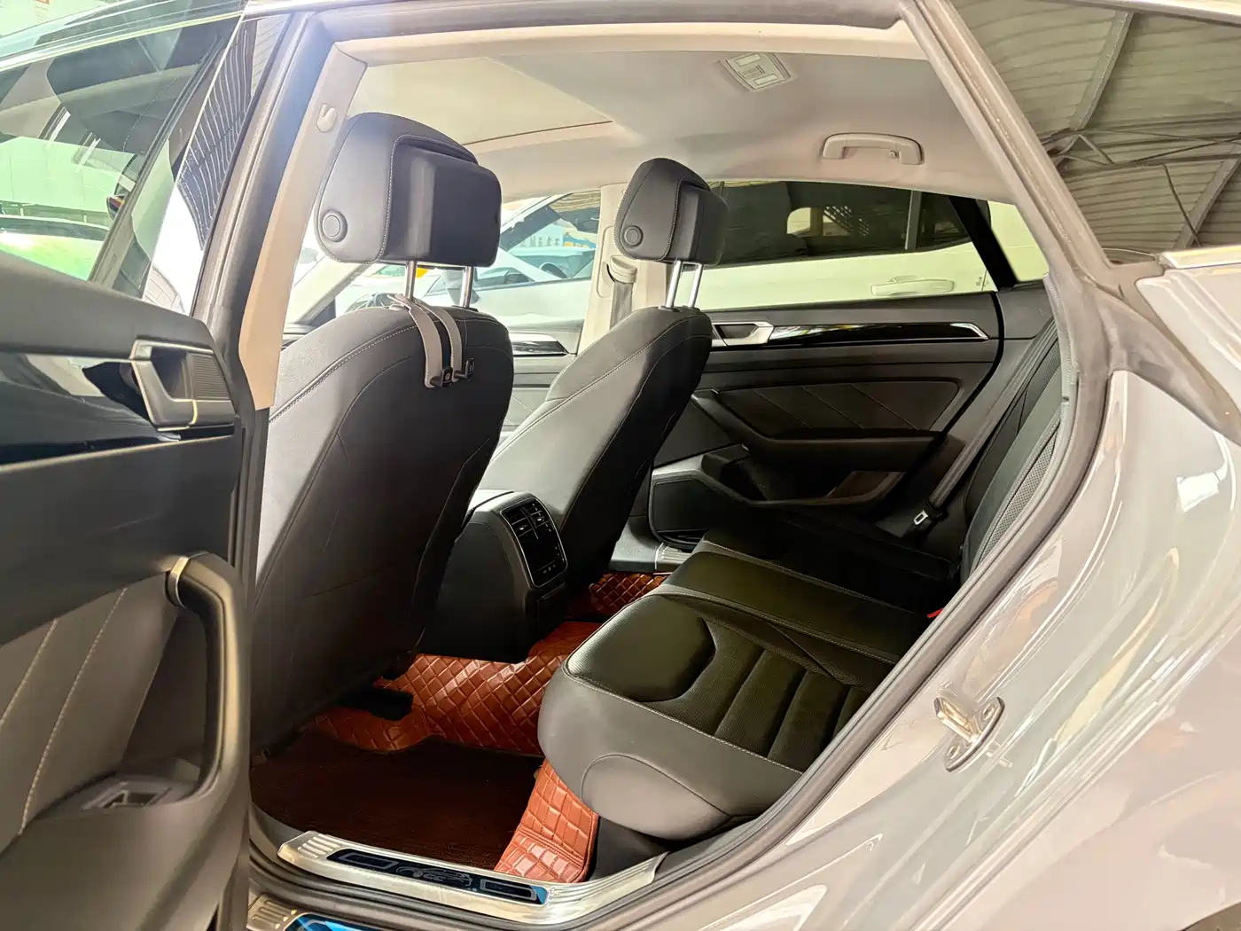 Volkswagen FAW-Volkswagen CC 2021 380TSI Eye-catching Edition фото 9