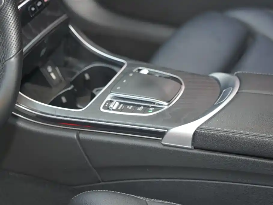 Mercedes-Benz C-Class 2020 C 260 L Sport фото 15
