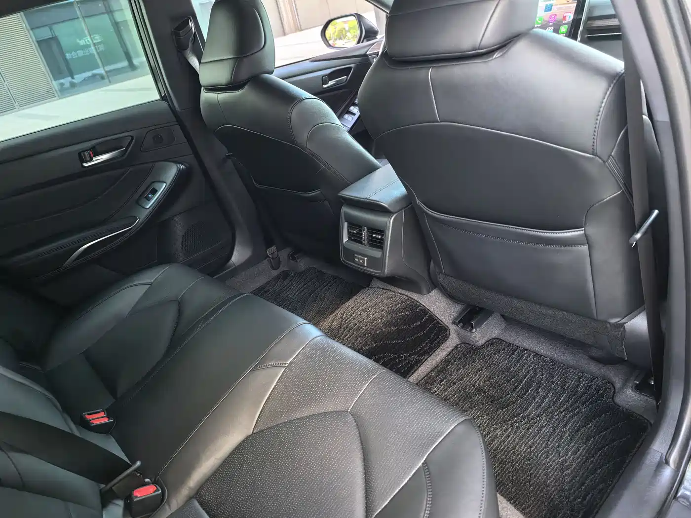 Toyota Avalon 2023 2.0L Premium Selection фото 11