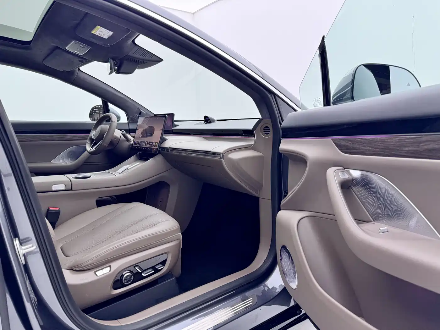 Zhijie Luxeed R7 2025 2025 Extended Range 251km Max