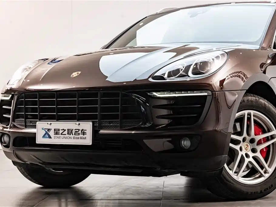Porsche Macan 2017 Macan 2.0T фото 2