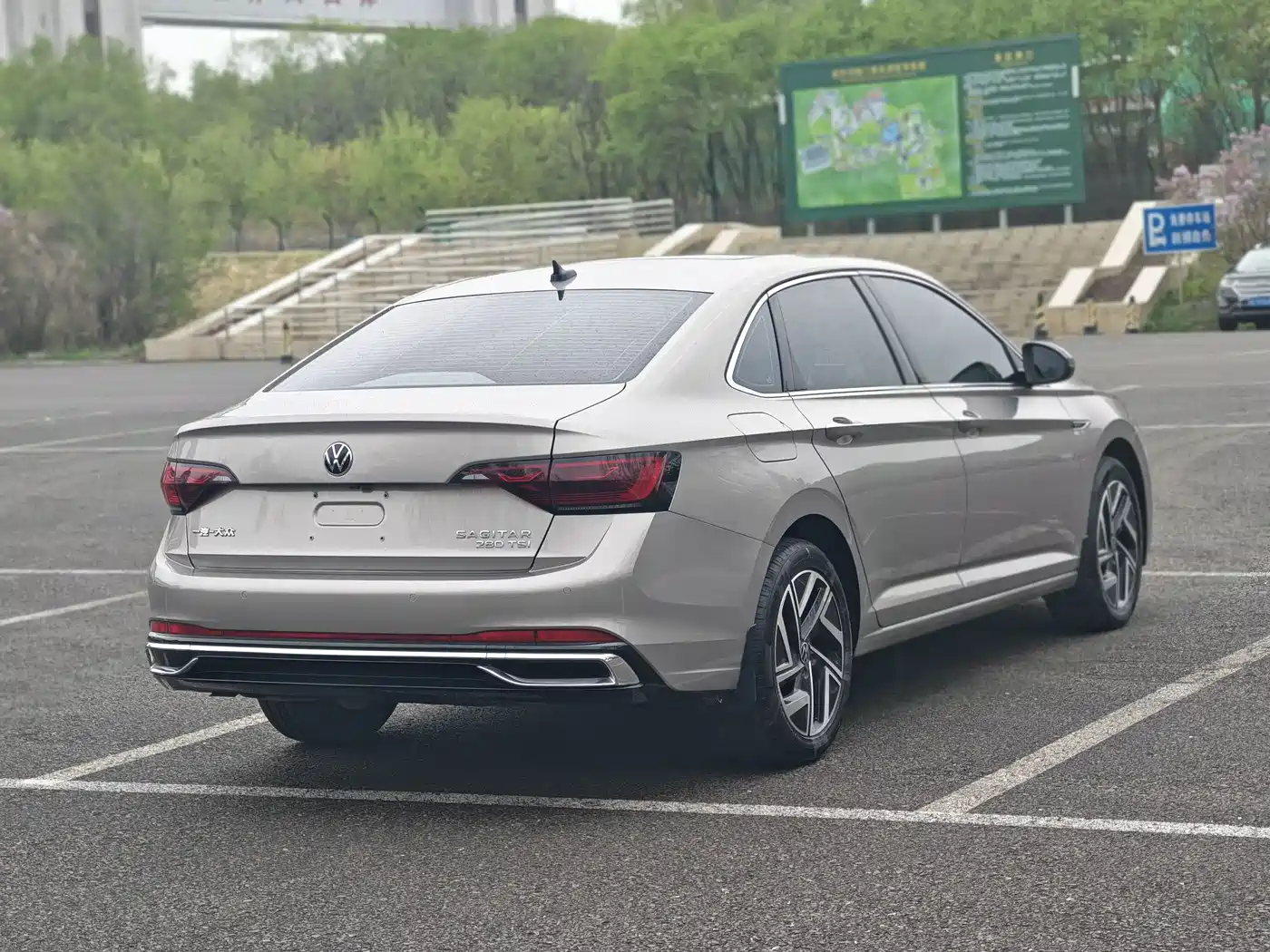 Volkswagen Sagitar 2023 280TSI DSG Surpass Plus Edition фото 13
