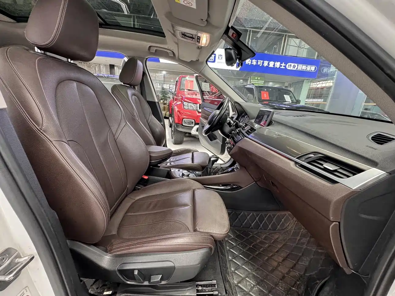BMW X1 2019 xDrive20Li Premium Model фото 11