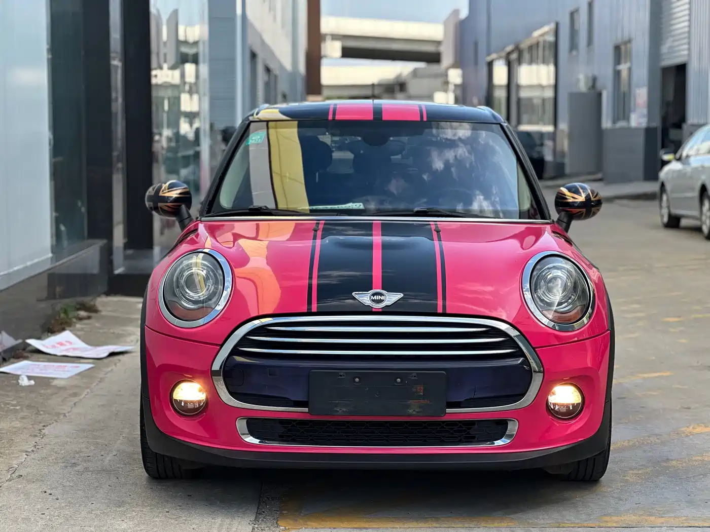 Фото 2 - MINI MINI