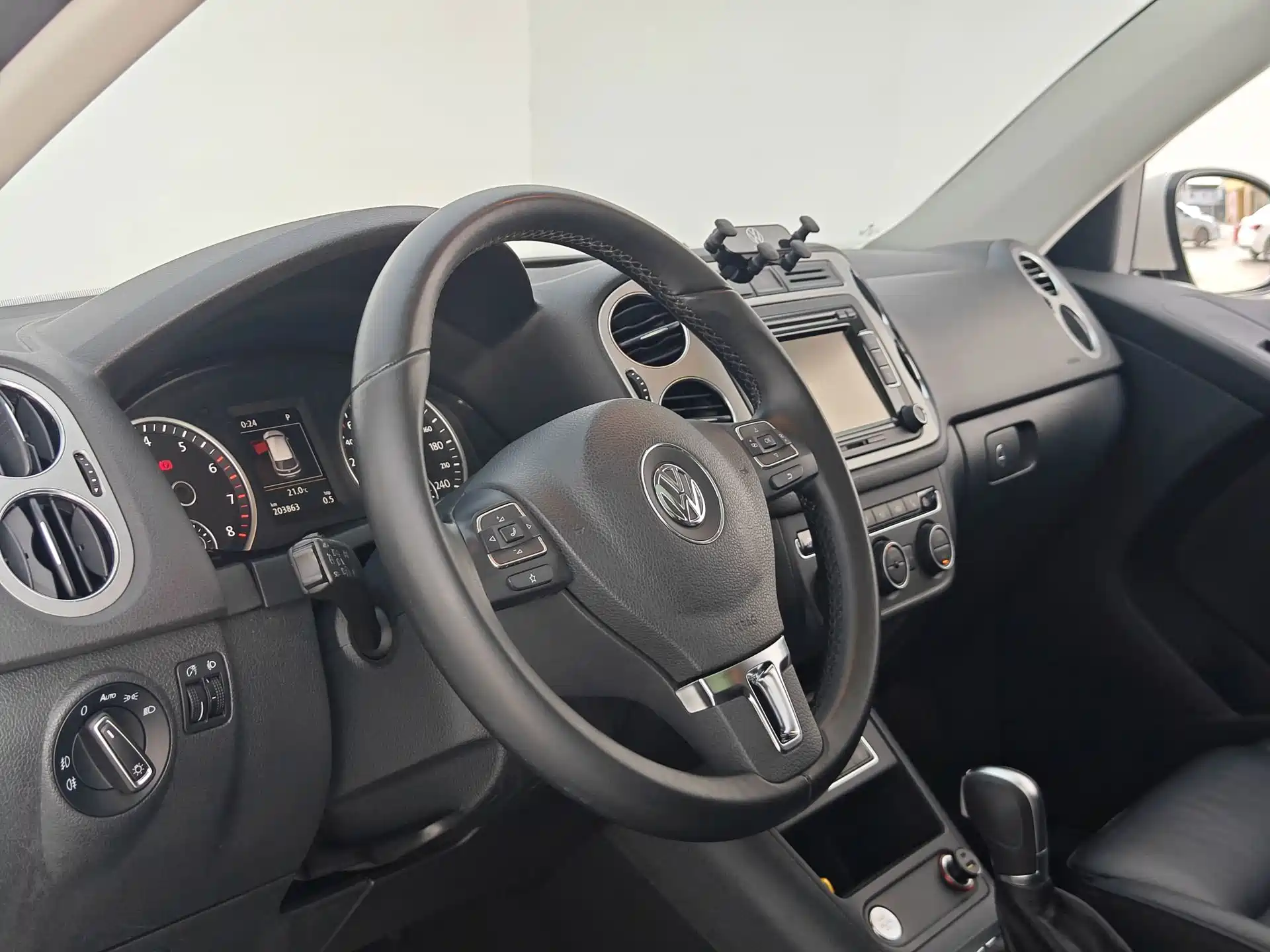 Фото 26 - Volkswagen Tiguan