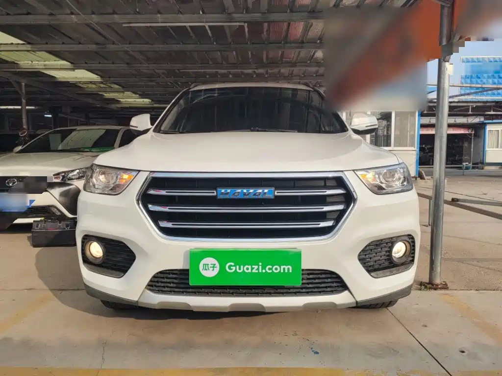 Фото 19 - Haval H2