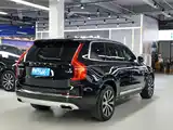 Фото 9 - Volvo XC90