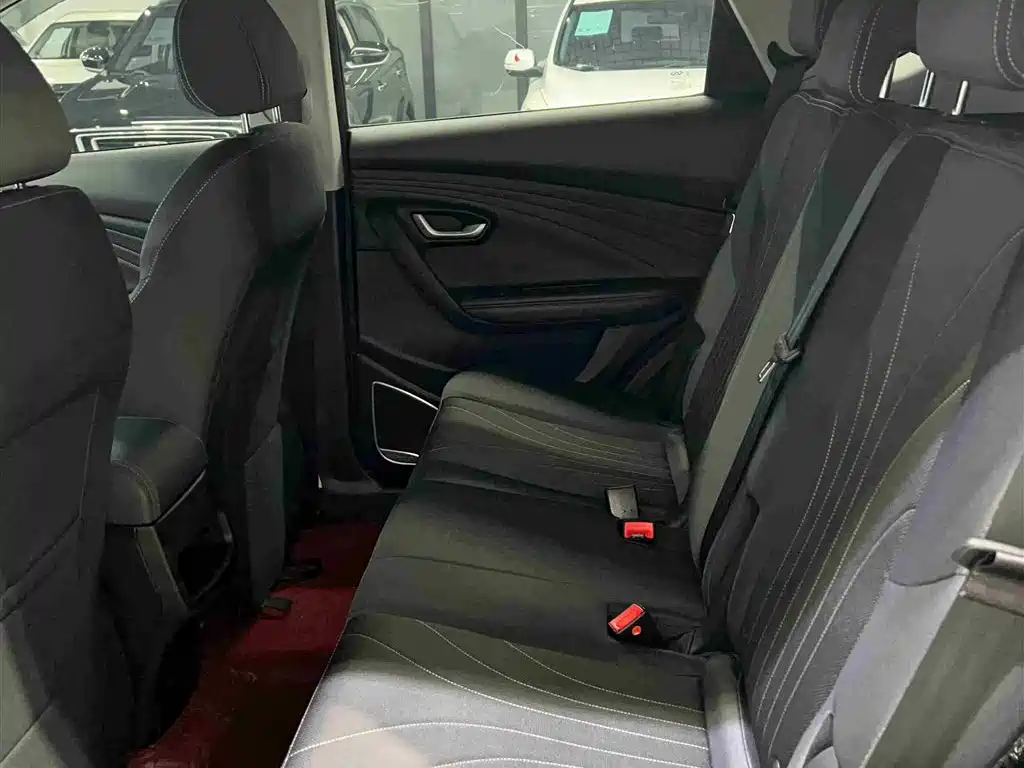Jetour X70M 2023 2022 1.5T Manual Avant-garde Partner 7-seater
