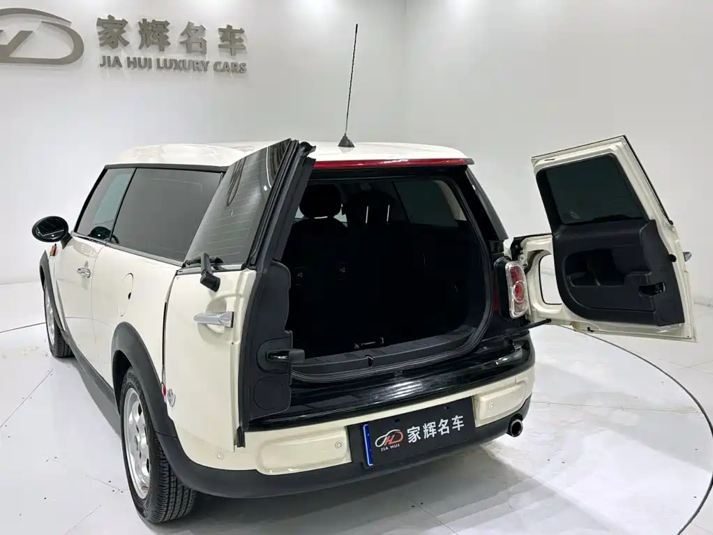 MINI CLUBMAN 2014 2013 1.6L COOPER Bond Street