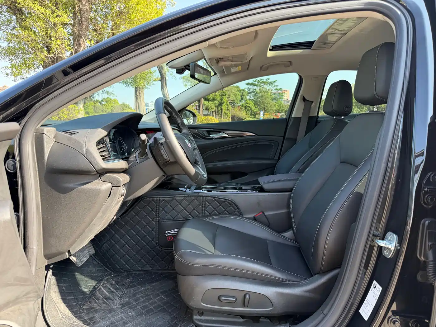 Buick Regal 2024 25T Ultra Comfort Edition фото 6