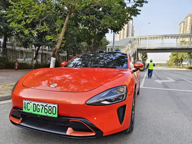 XIAOMI CAR XIAOMI SU7