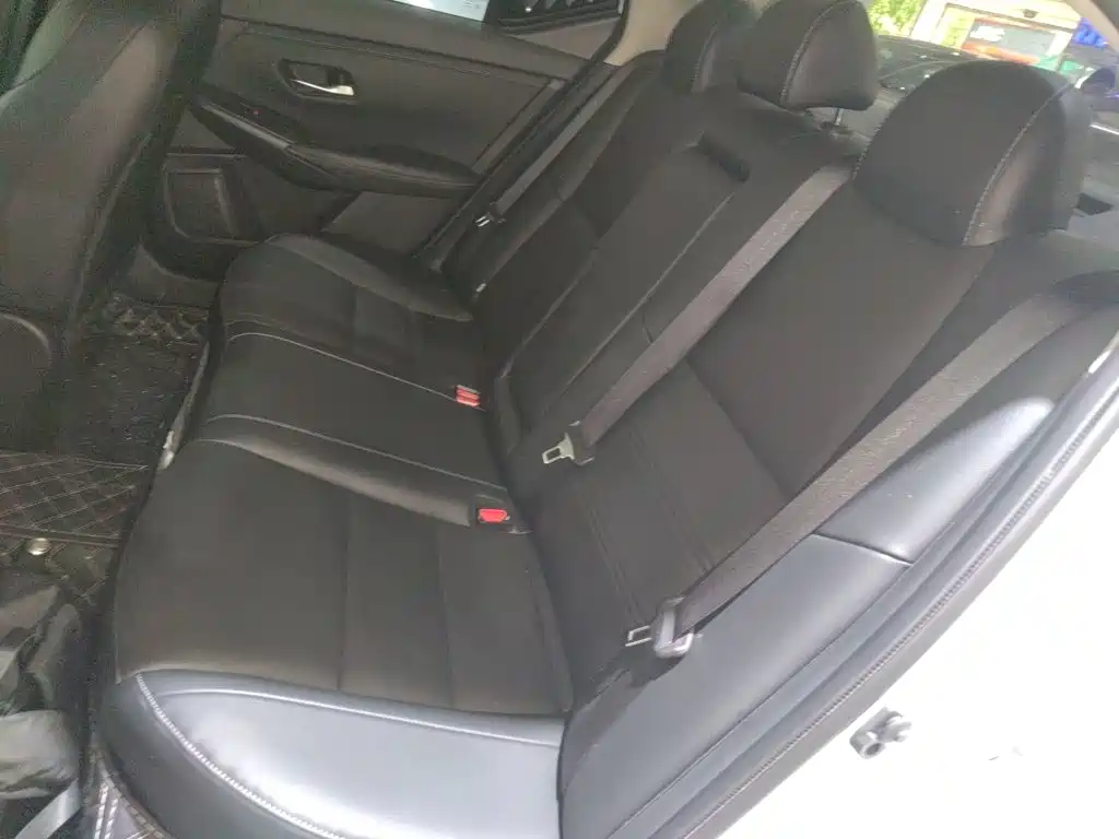 Nissan SYLPHY, миниатюра 13