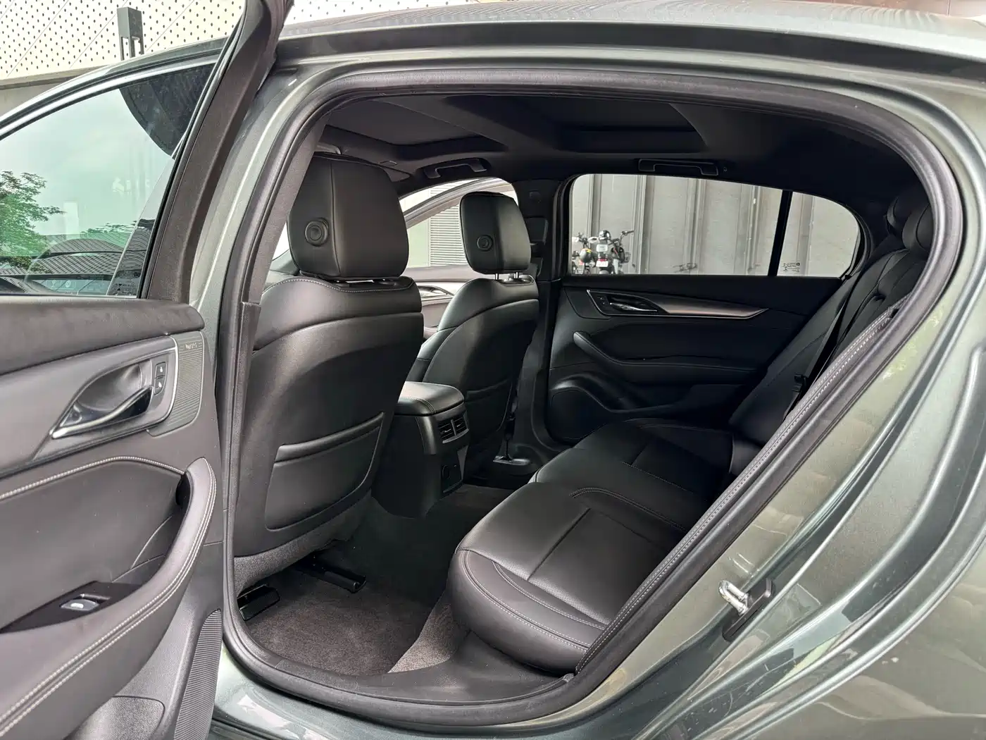 Cadillac CT5 2024 28T Luxury Model Pro фото 18