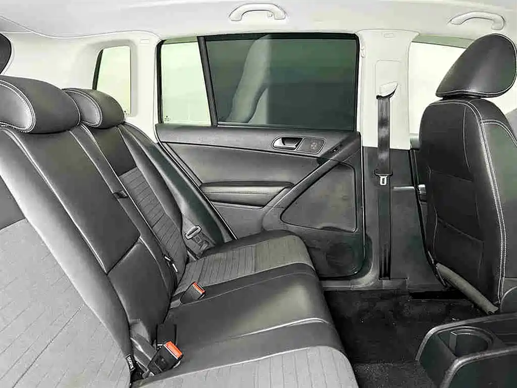 Volkswagen Tiguan 2016 Model 300TSI Automatic 2WD Trend Edition фото 7