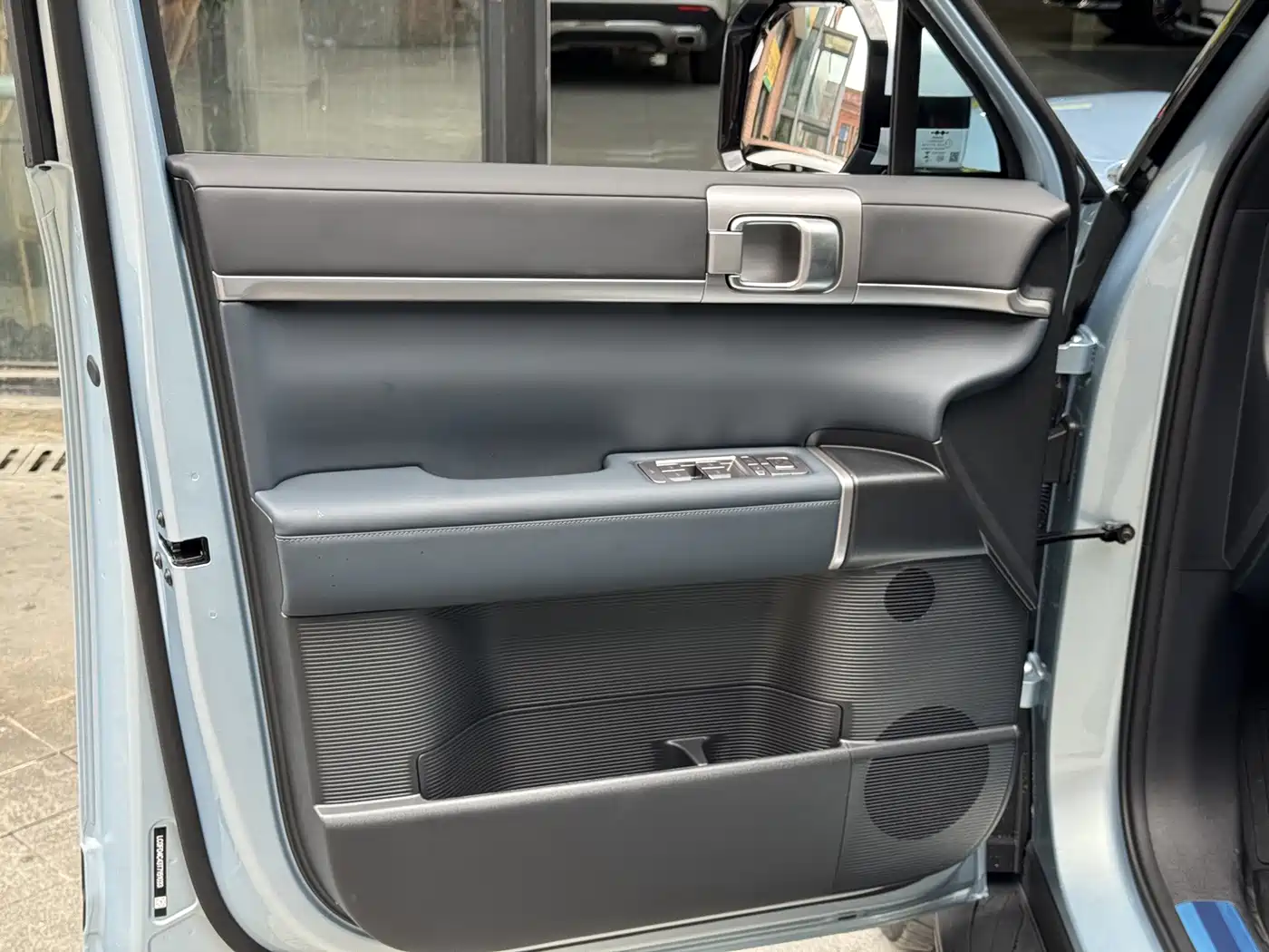 Fang Cheng Bao Titanium 7 2026 2025 AWD Base Model