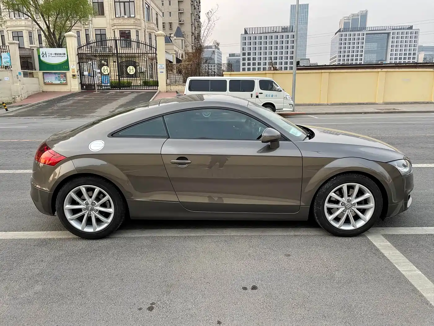 Audi TT 2011 TT Coupe 2.0TFSI фото 8
