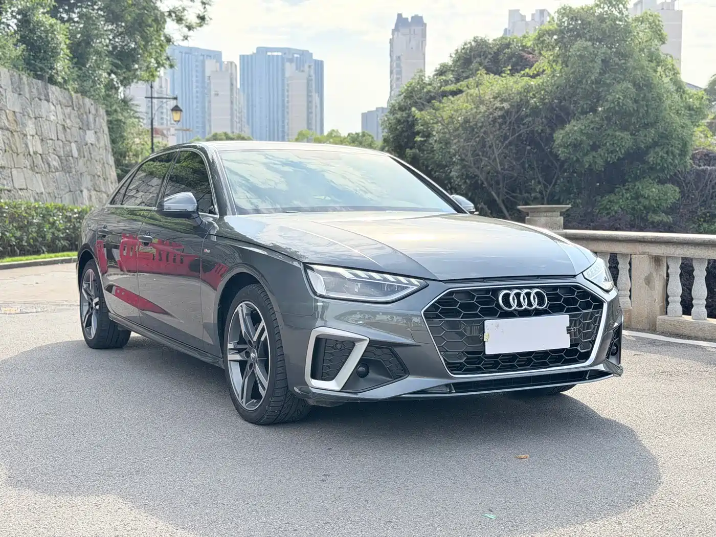 Audi A4L 2020 40 TFSI Luxury Elegance фото 3