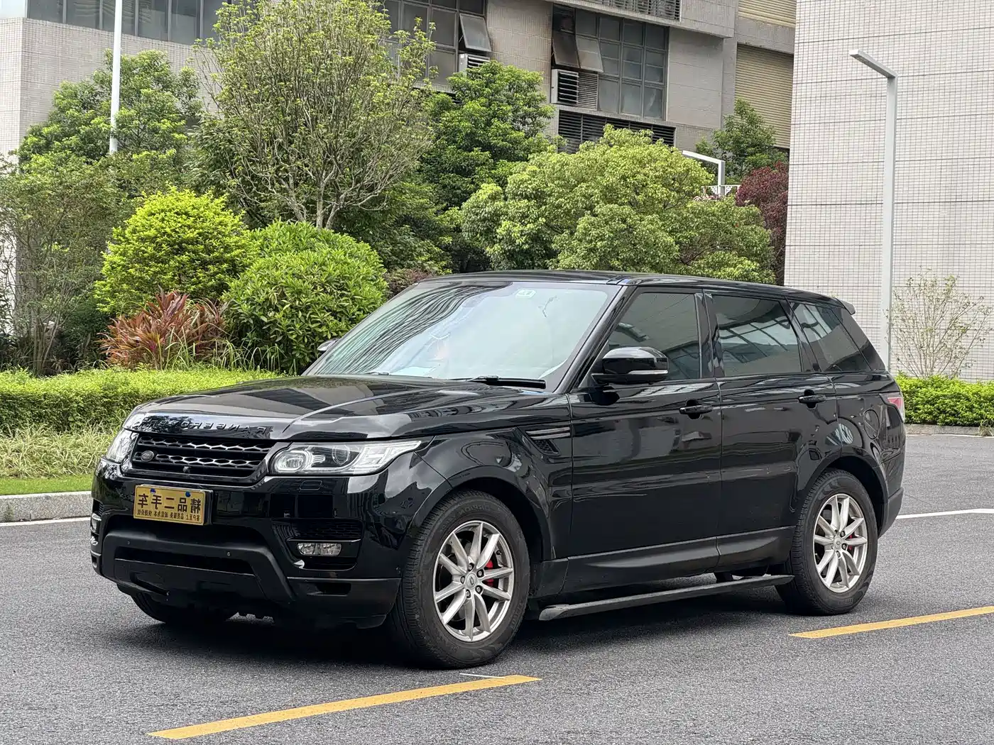 Photo 3 - Land Rover Range Rover Sport