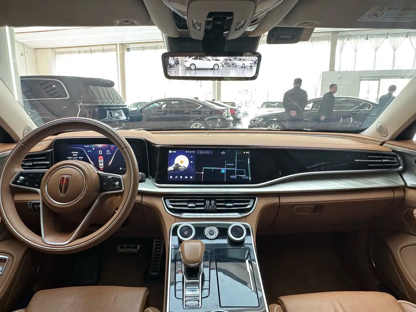Hongqi H9 2020 2.0T Smart Connection Qi Chang Edition фото 17