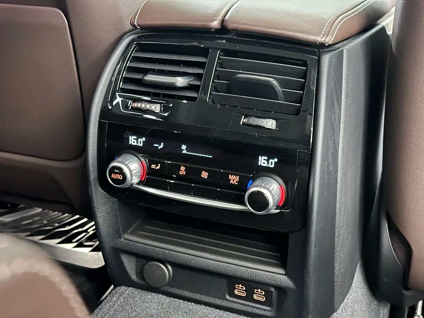 BMW 5 Series 2020 530Li Premium Luxury Package фото 17