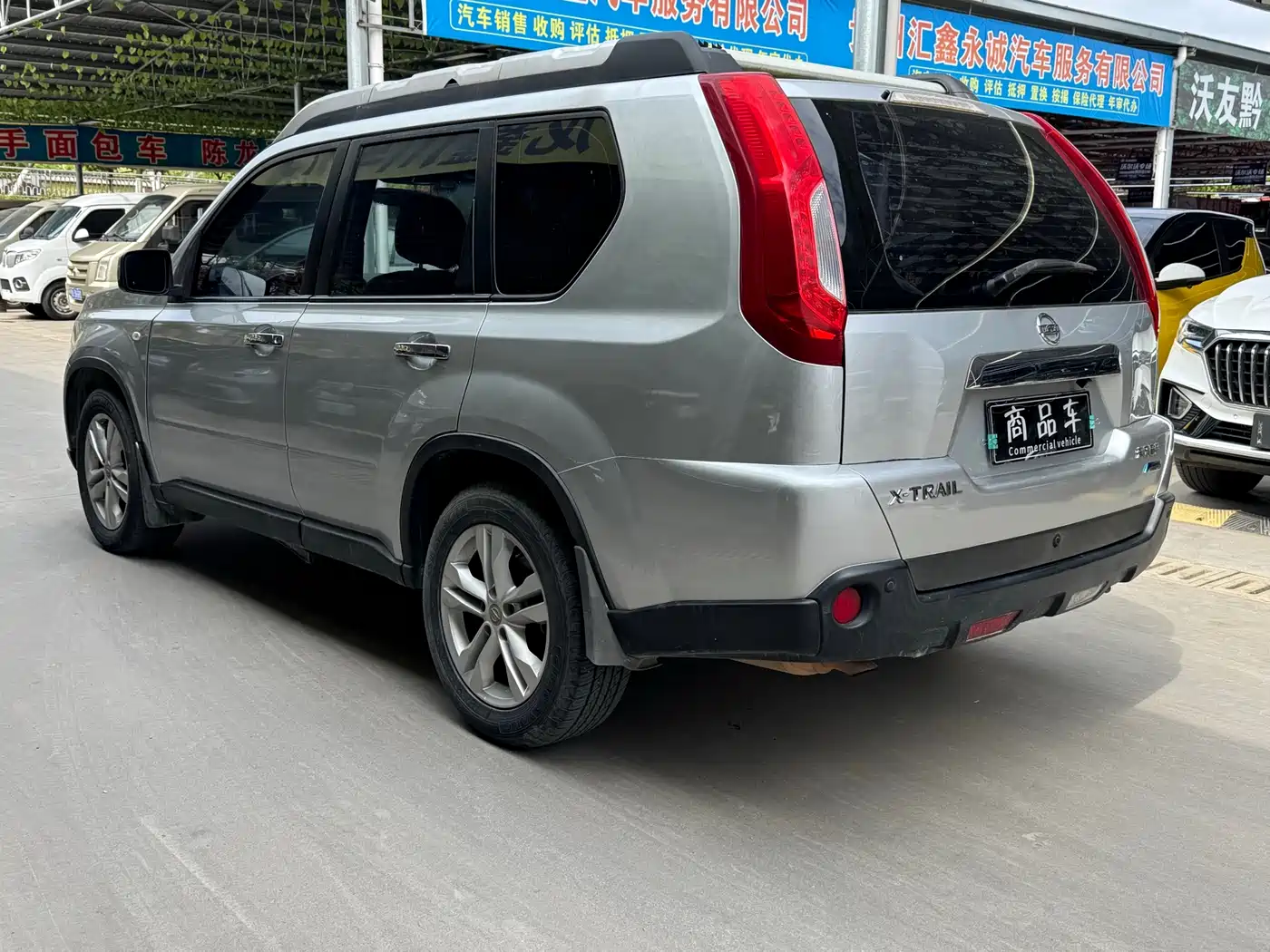 صورة 15 - Nissan X-Trail