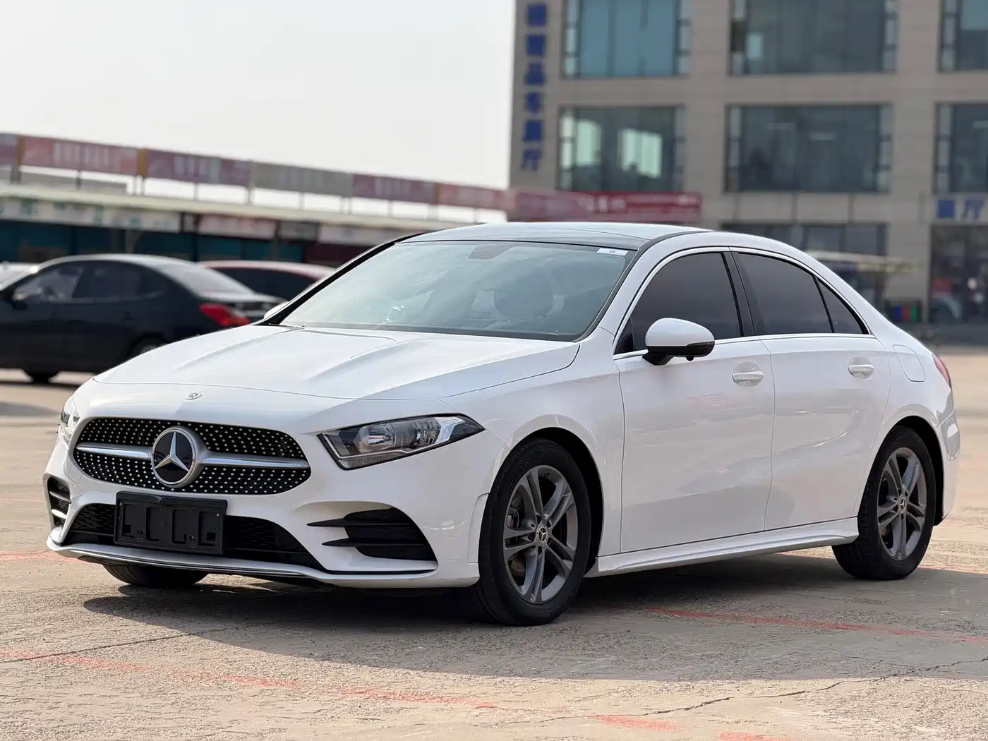 MERCEDES-BENZ CLASS A 2023